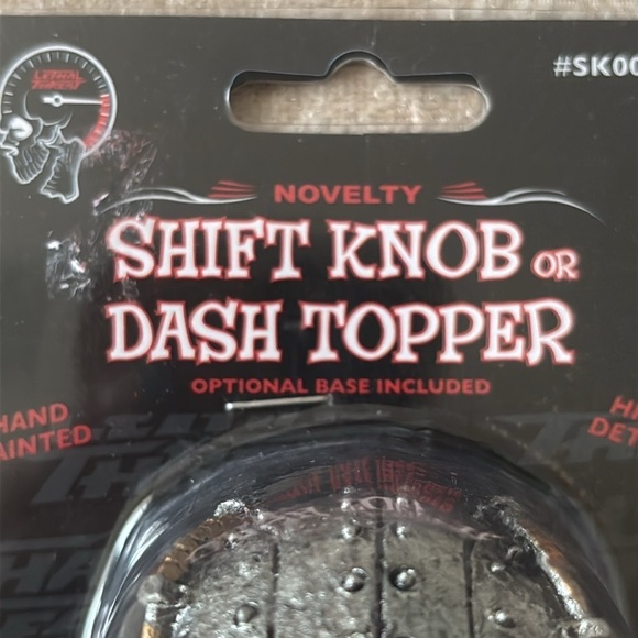 Brand New Silver Skull Skeleton Novelty Shift Knob or Dash Topper Hand-Painted - Picture 4 of 13